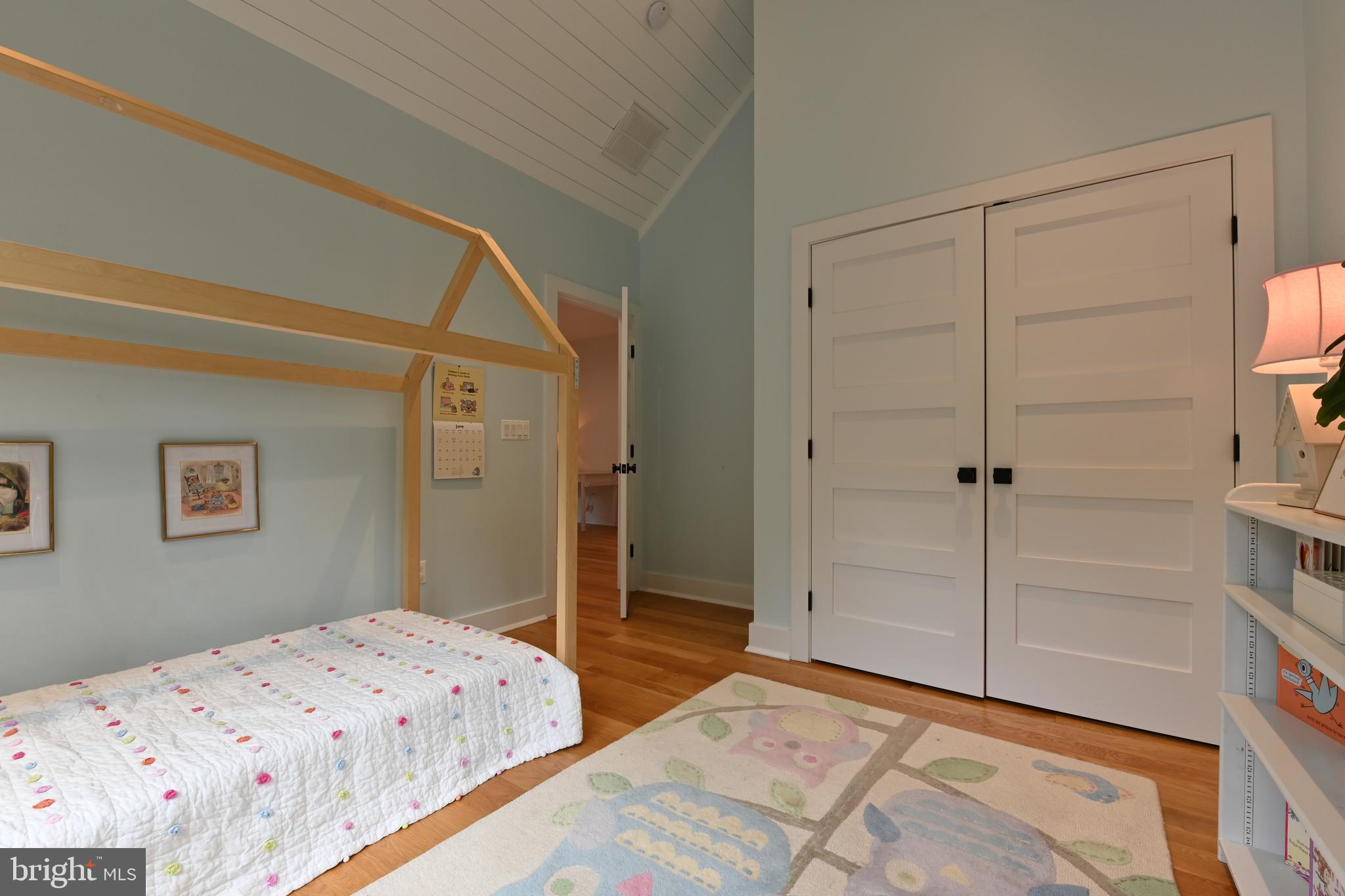 SOUTHDOWN SHORES - Residential