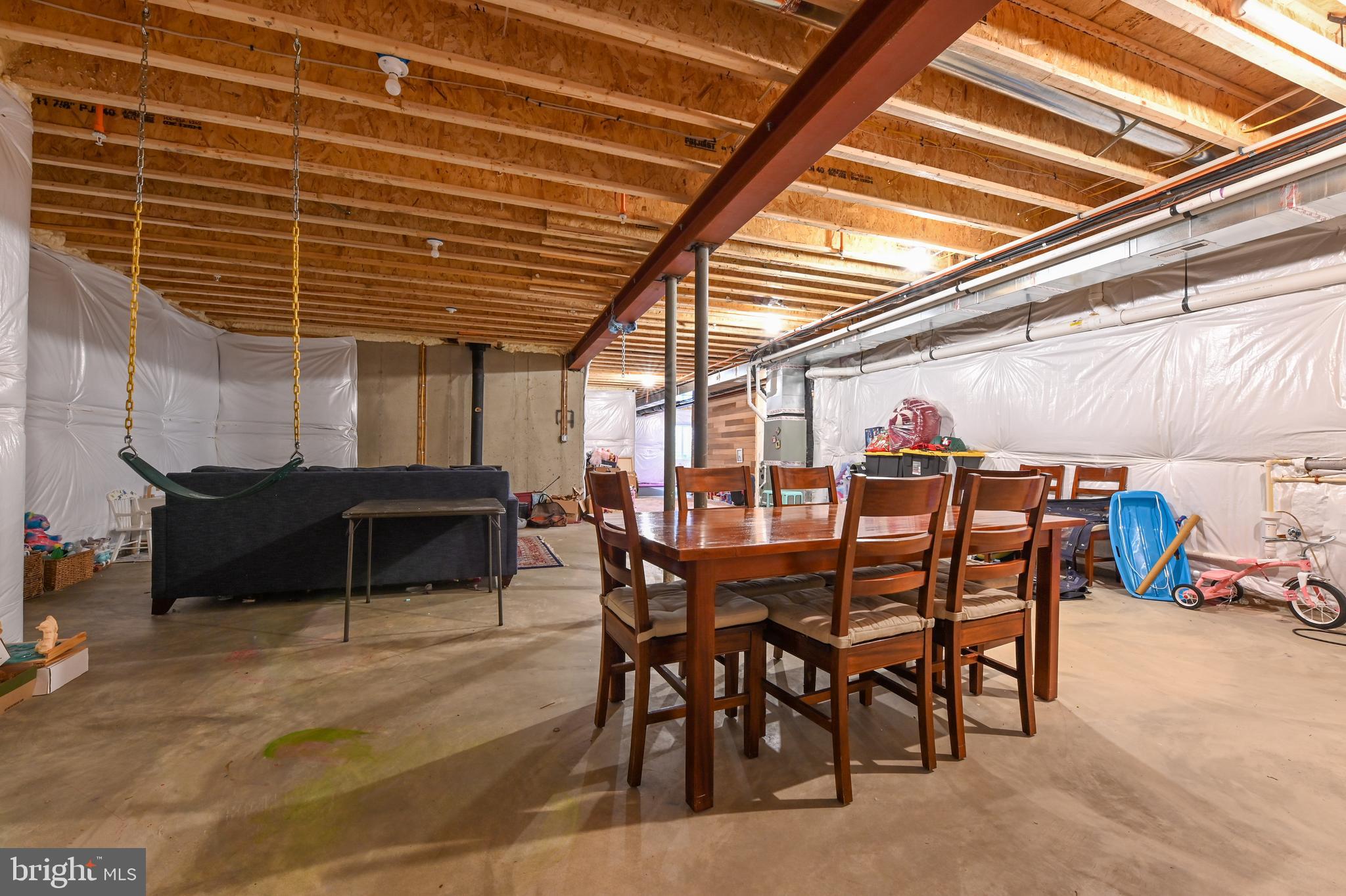 SOUTHDOWN SHORES - Residential