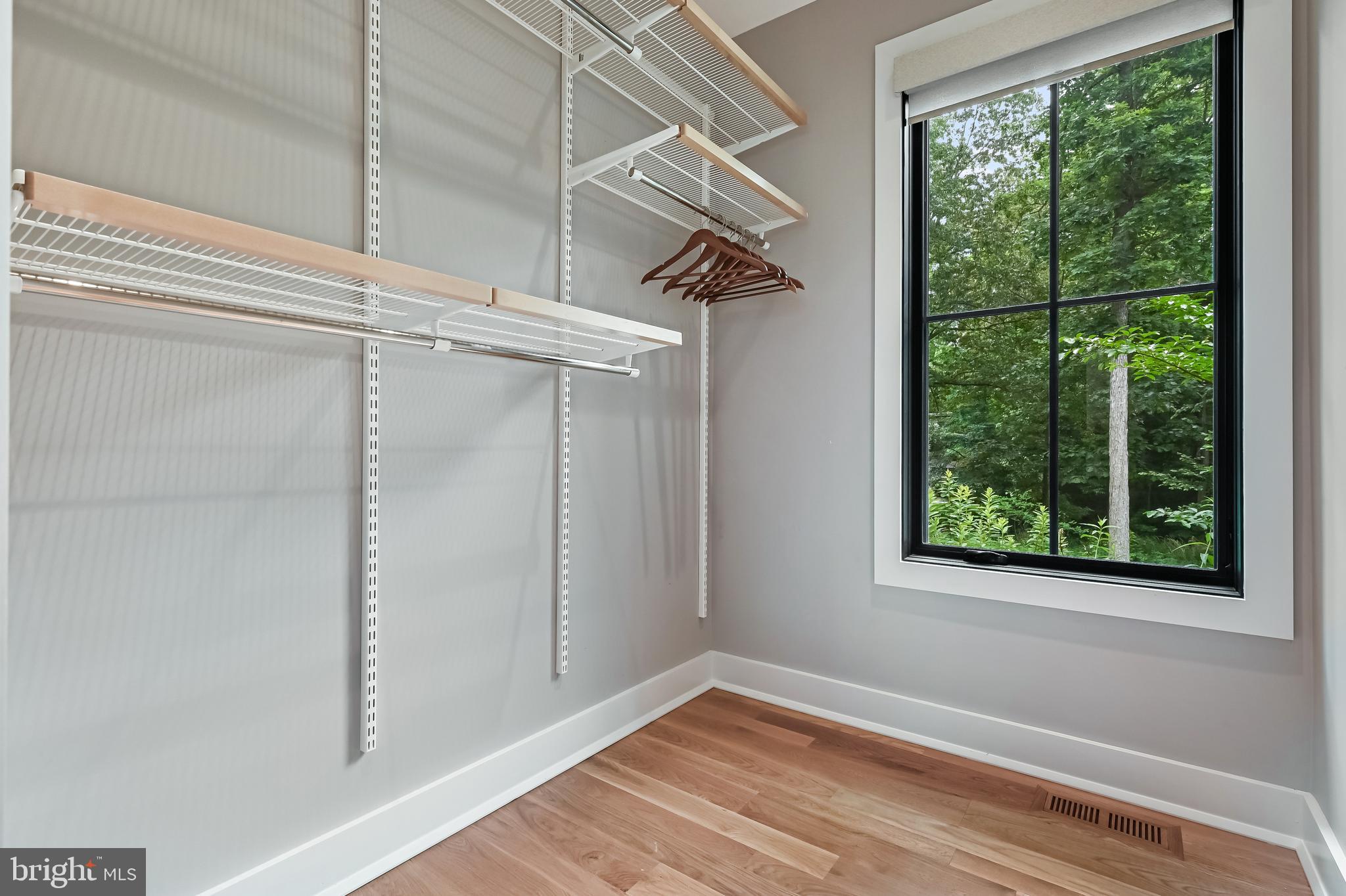 SOUTHDOWN SHORES - Residential