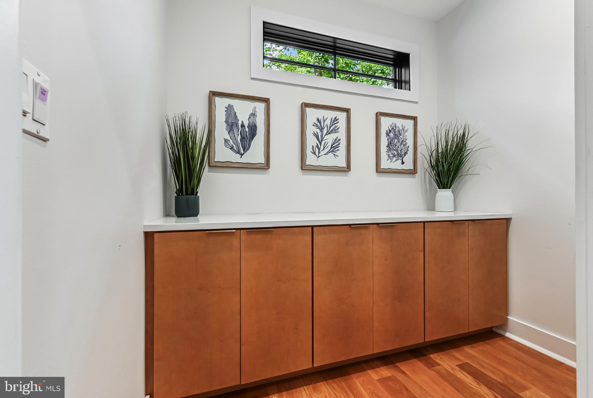 SOUTHDOWN SHORES - Residential