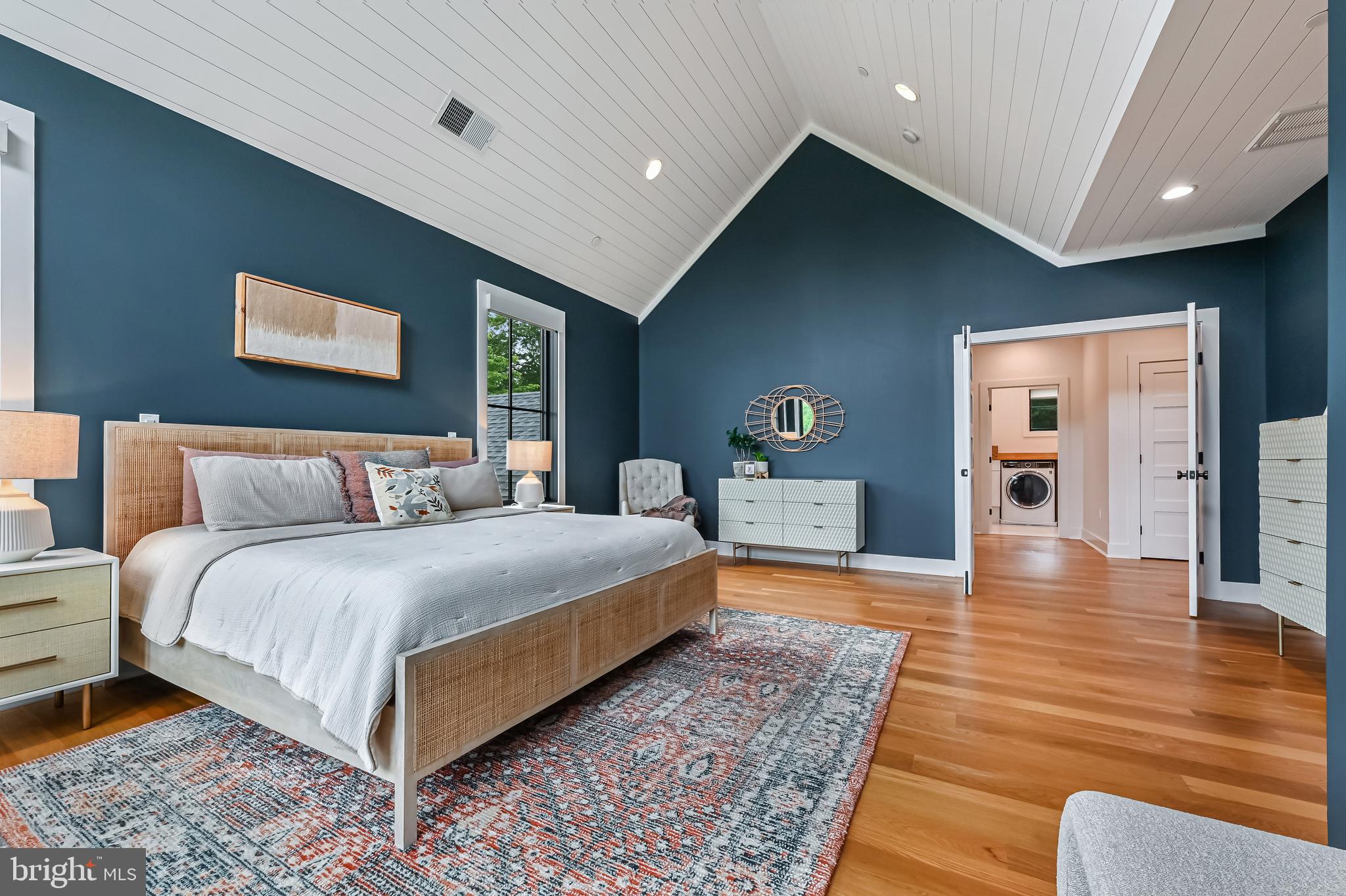 SOUTHDOWN SHORES - Residential