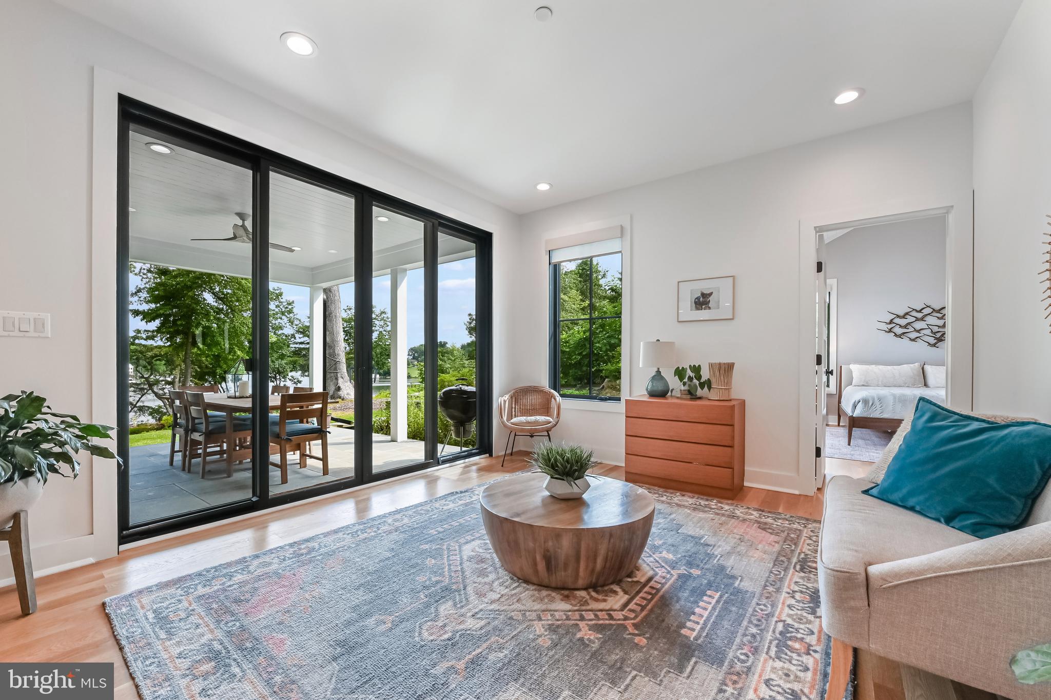 SOUTHDOWN SHORES - Residential