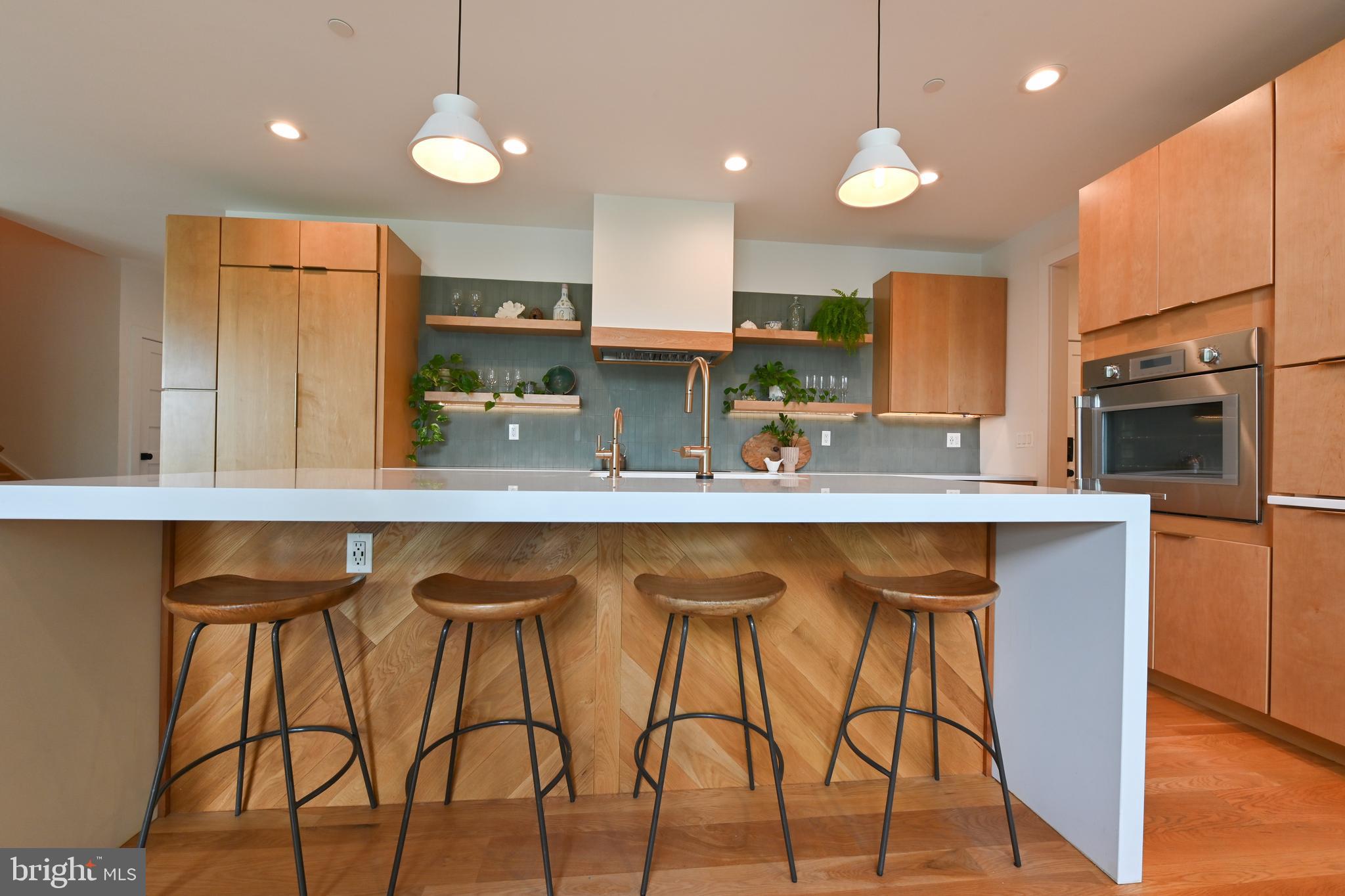 SOUTHDOWN SHORES - Residential