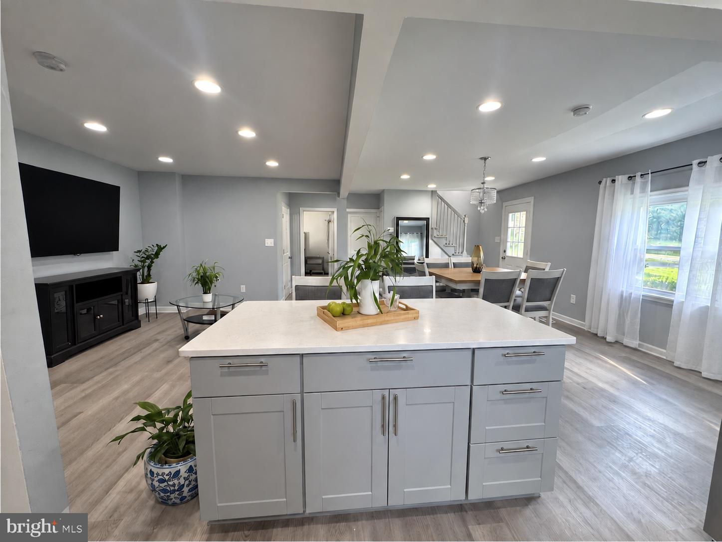 9215 BRENTSVILLE