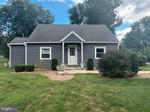 Photo of 9215 Brentsville Rd, MANASSAS, VA 20112 (MLS # VAPW2130000)