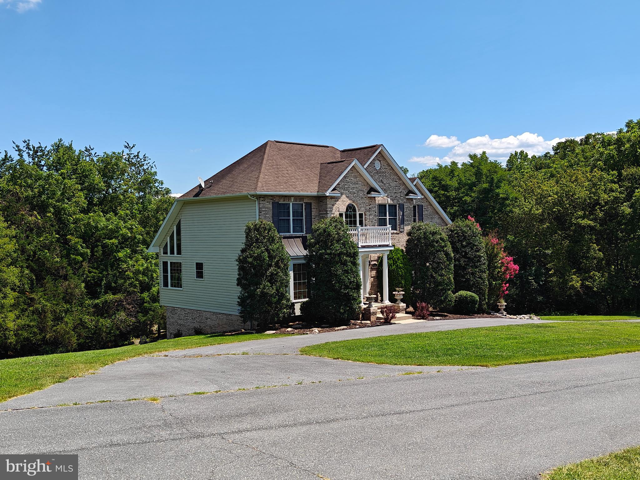 644 BEALL AVE