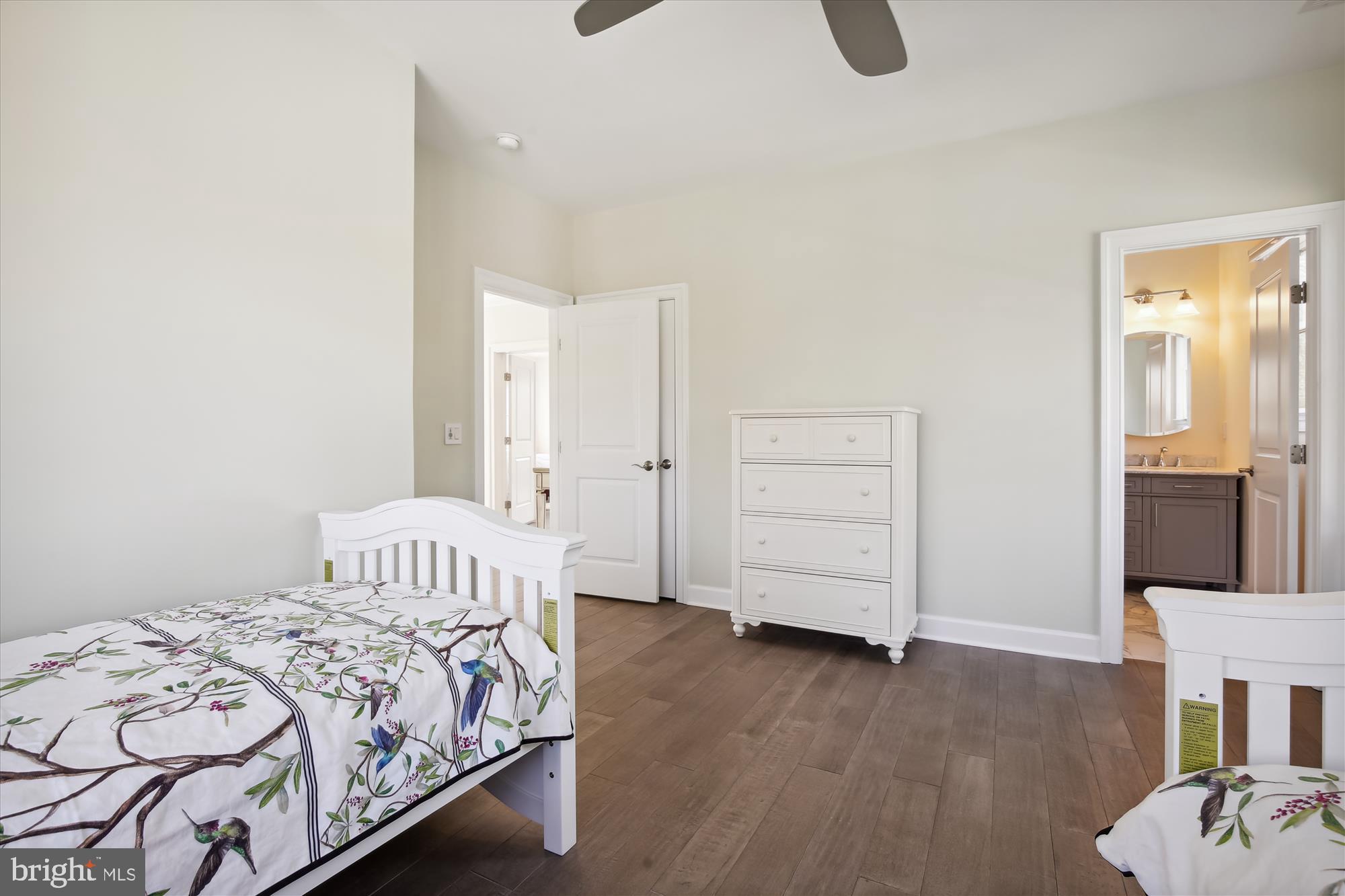 CHESTERFIELD - Residential