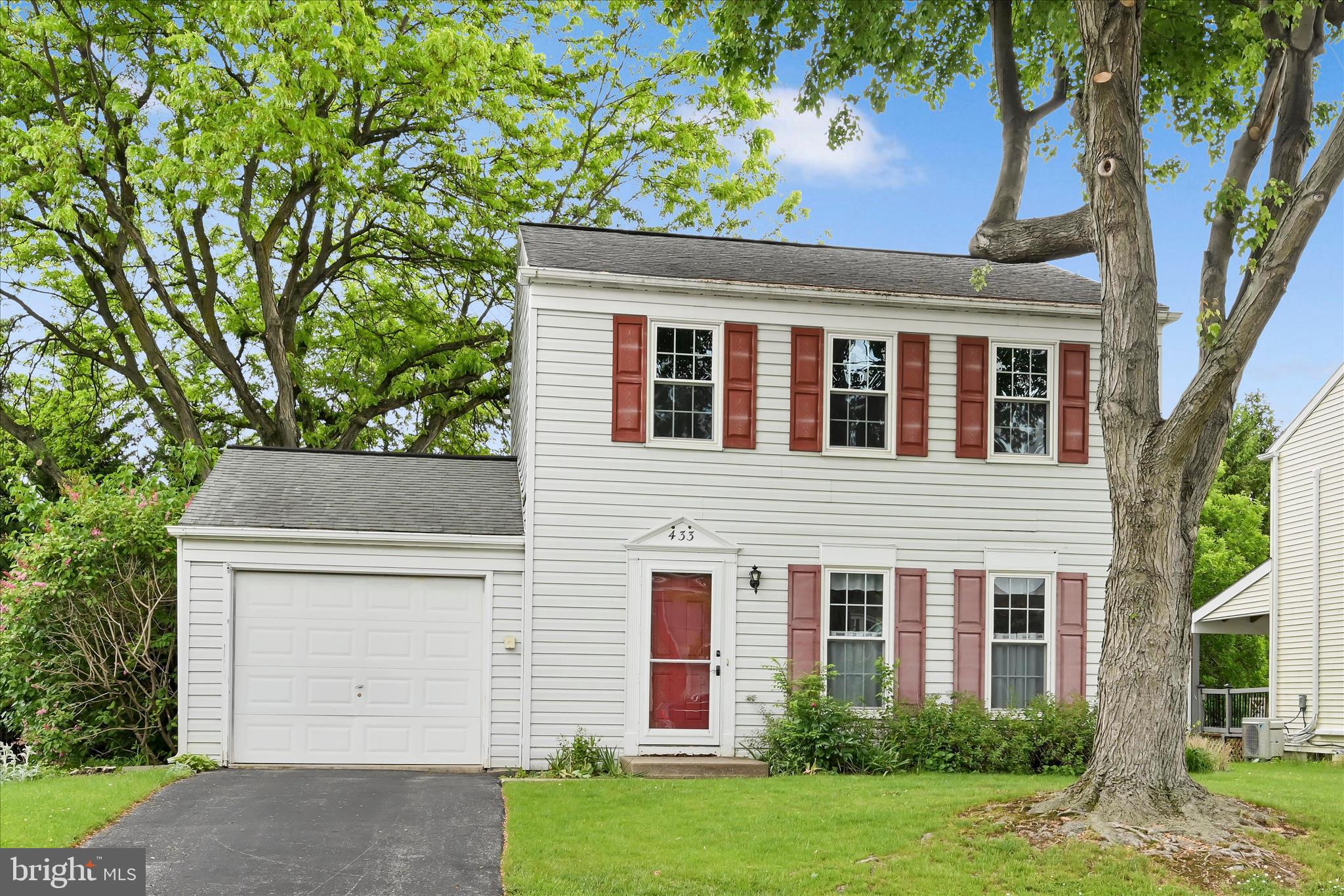 CAMBRIDGE VILLAGE - Residential