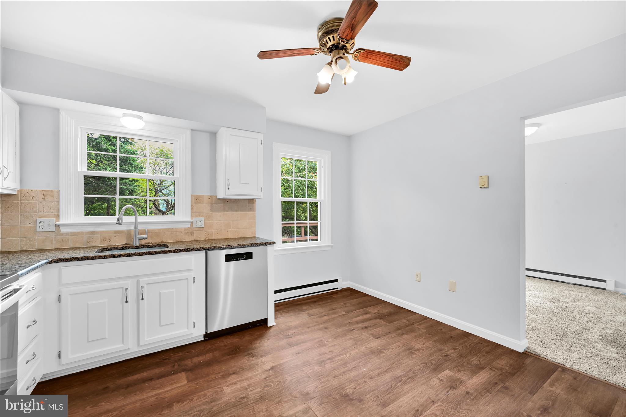 CAMBRIDGE VILLAGE - Residential