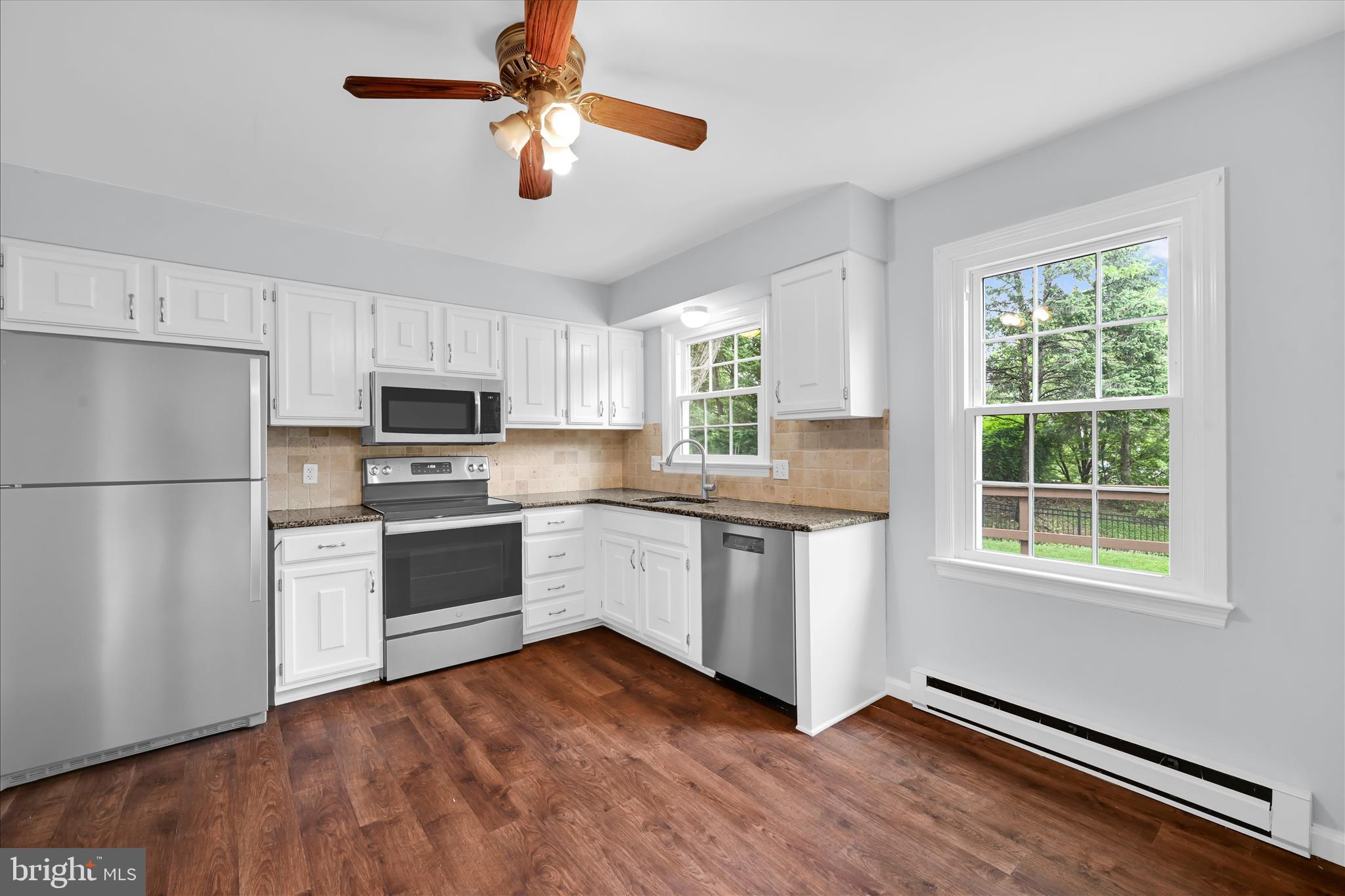 CAMBRIDGE VILLAGE - Residential
