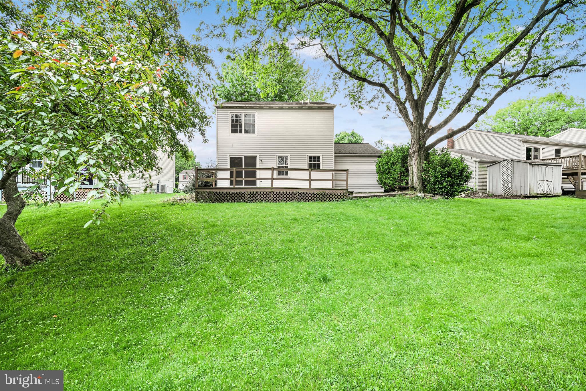 CAMBRIDGE VILLAGE - Residential
