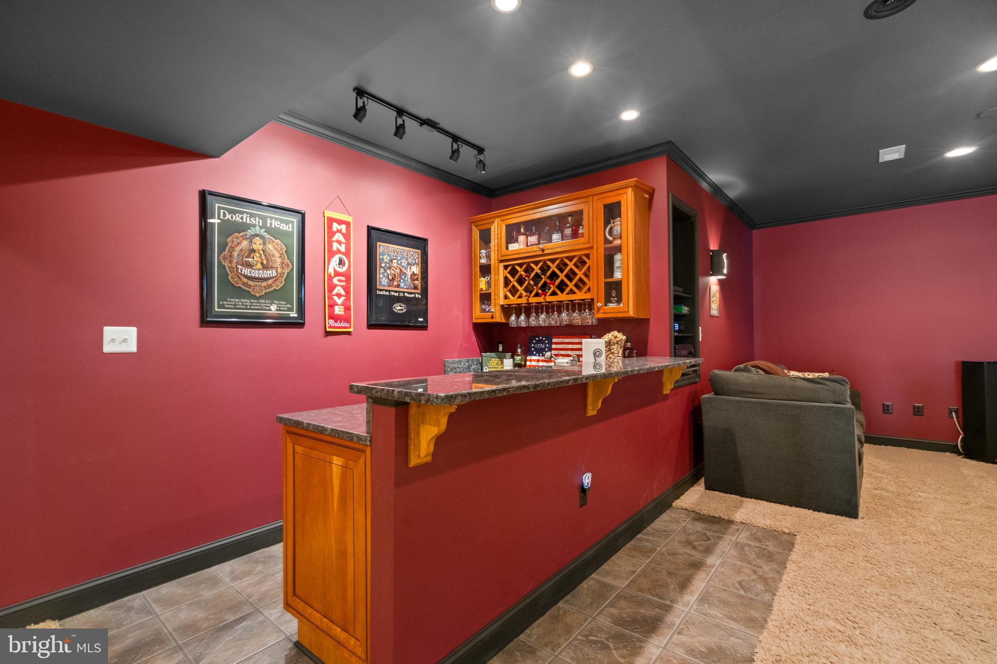 POLAND - Residential