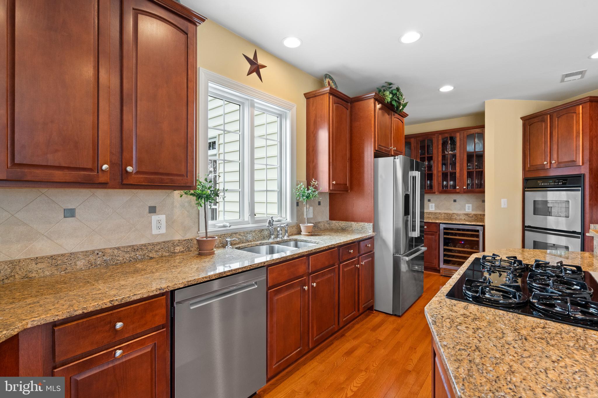 POLAND - Residential