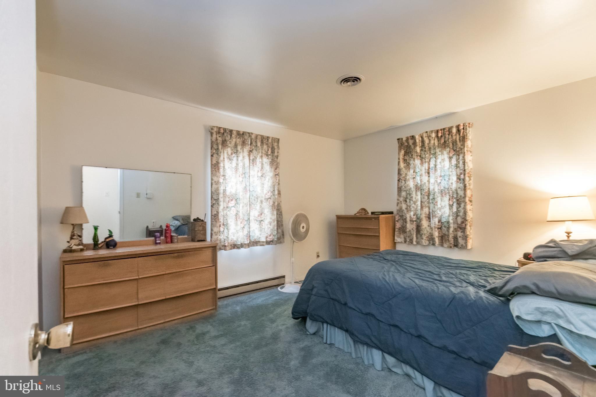 POTOMAC HEIGHTS - Residential