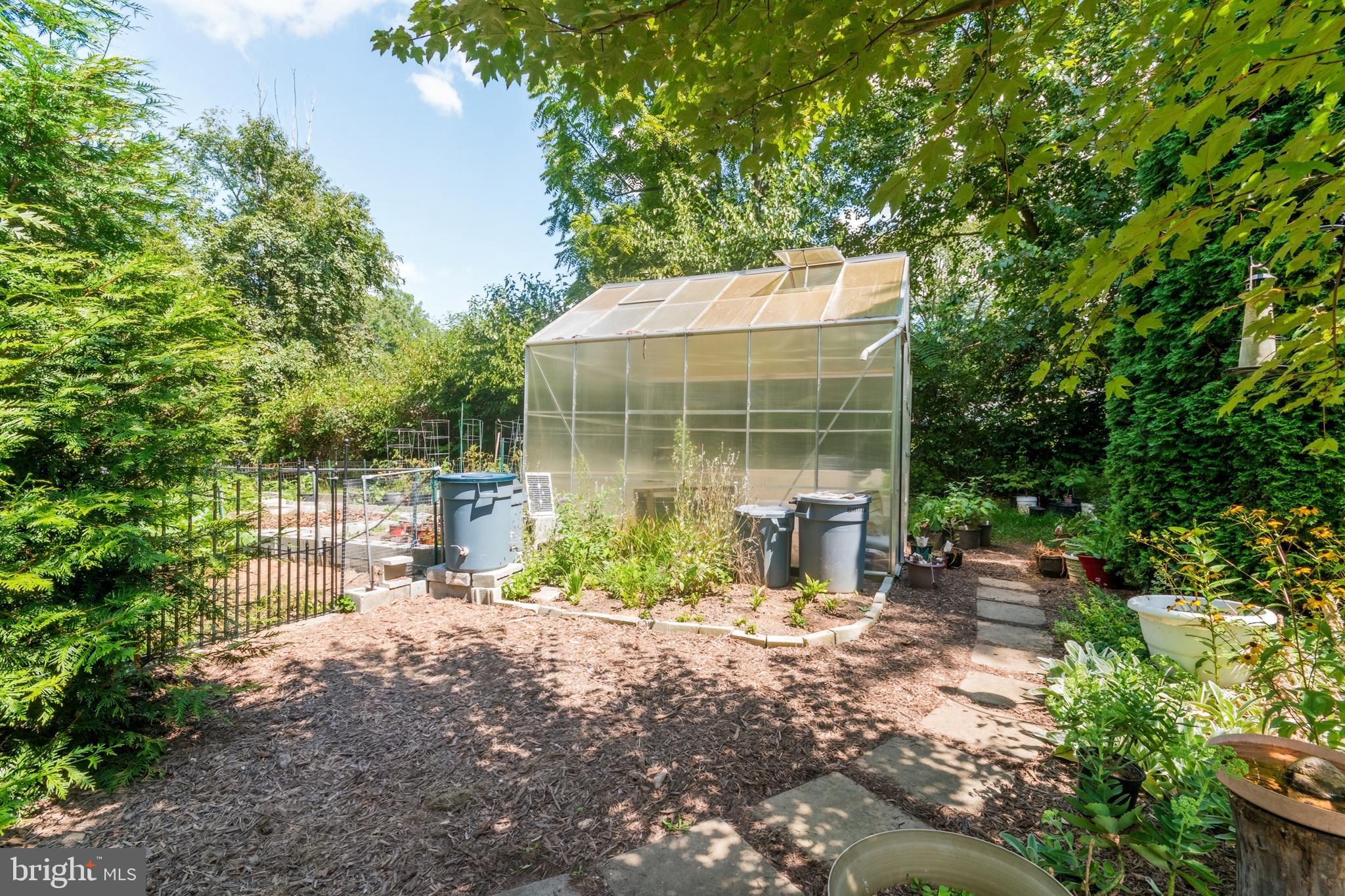 POTOMAC HEIGHTS - Residential