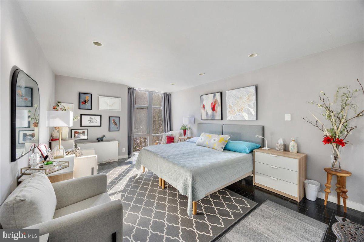 WYNNEFIELD HEIGHTS - Residential