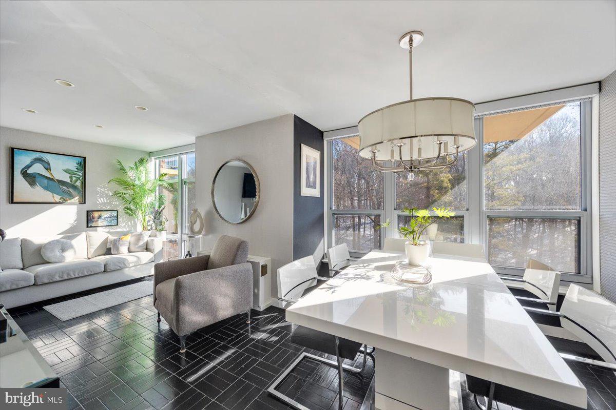 WYNNEFIELD HEIGHTS - Residential