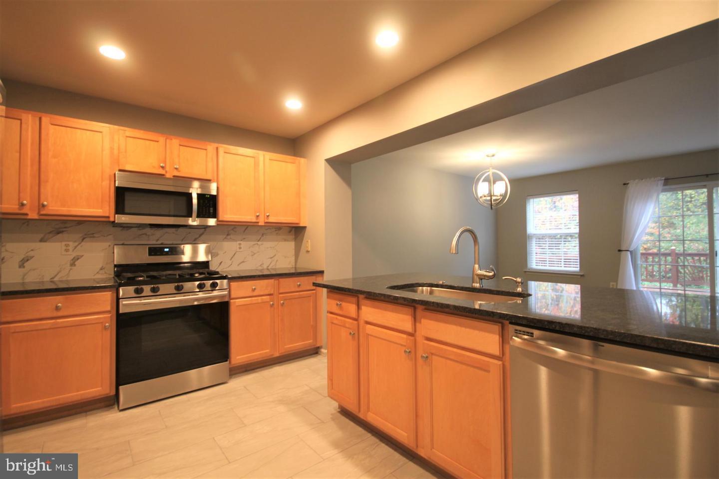 VERNON COURT - Residential