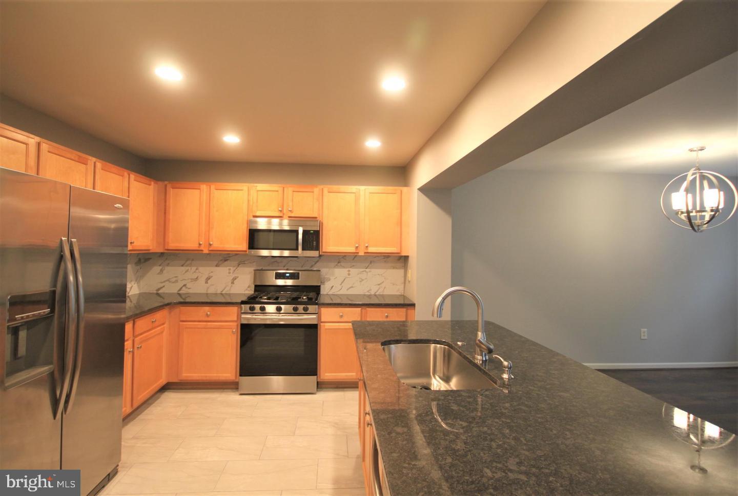 VERNON COURT - Residential