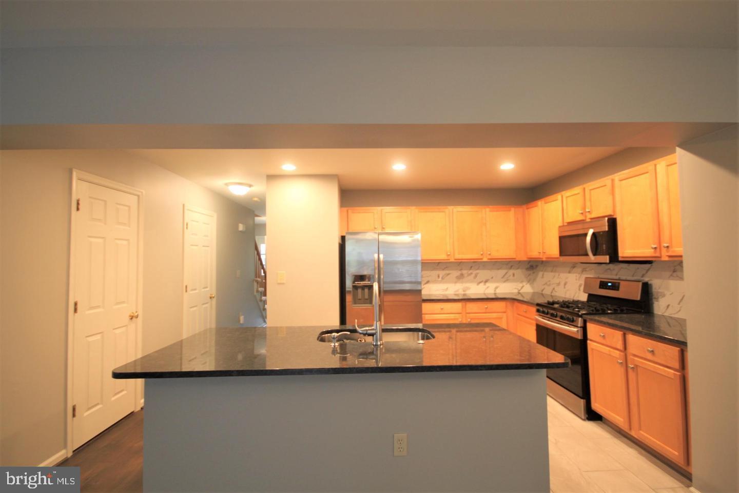 VERNON COURT - Residential