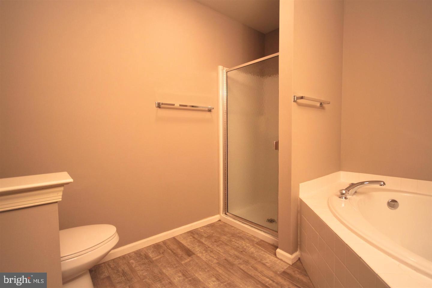 VERNON COURT - Residential