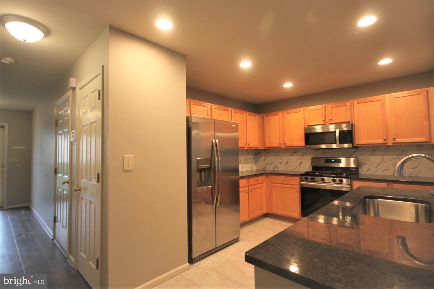 VERNON COURT - Residential