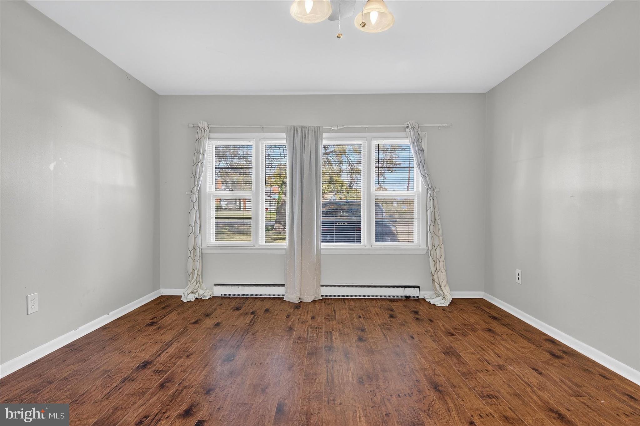 HAVERSTOCK HILLS - Residential