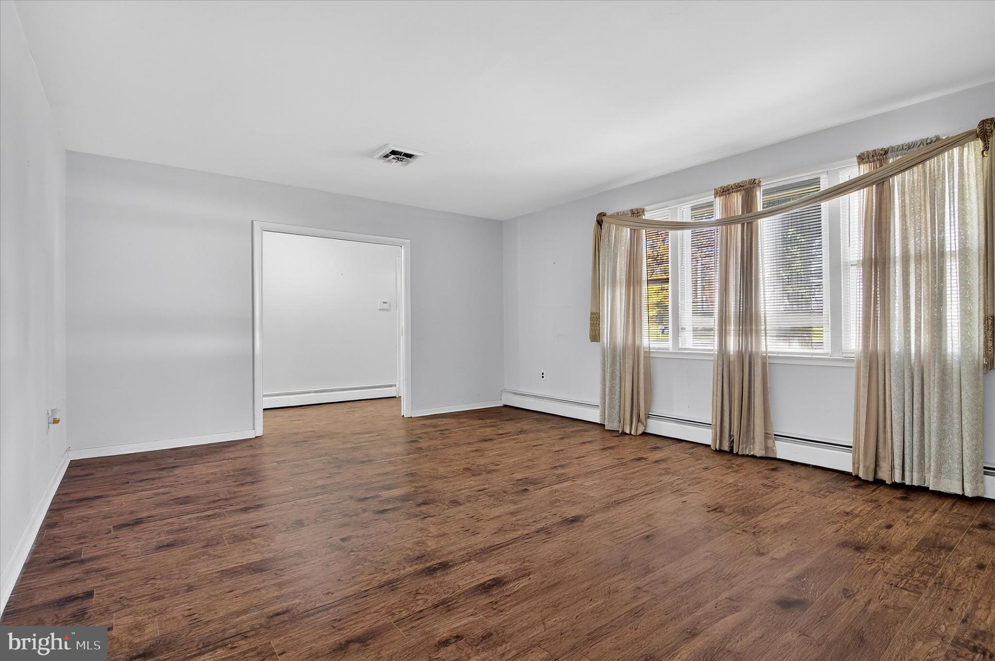 HAVERSTOCK HILLS - Residential