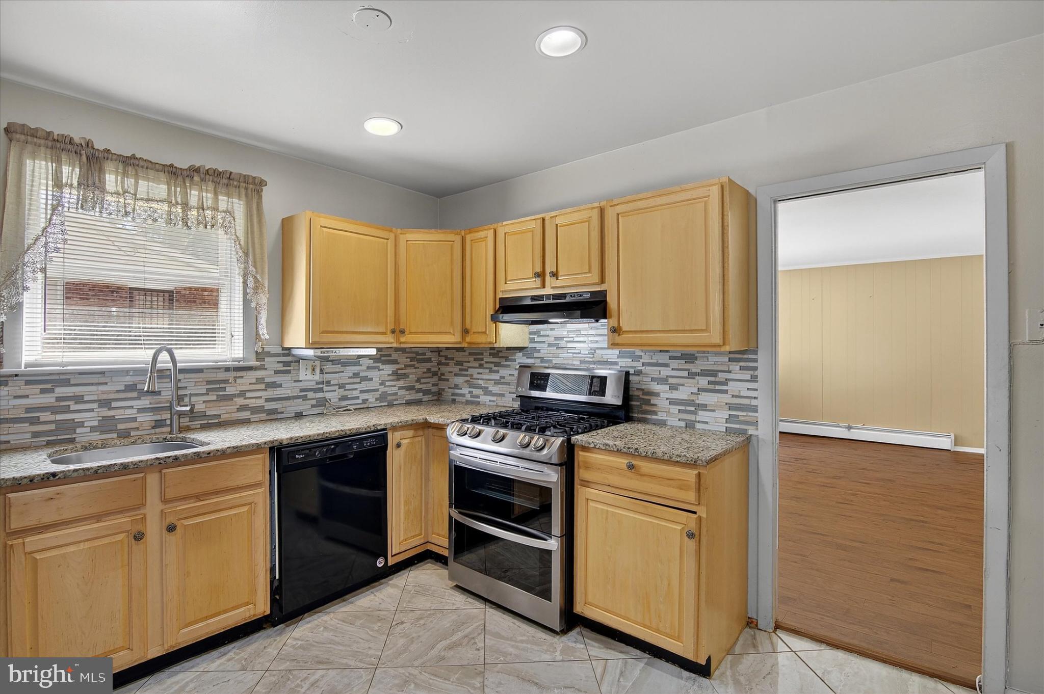 HAVERSTOCK HILLS - Residential