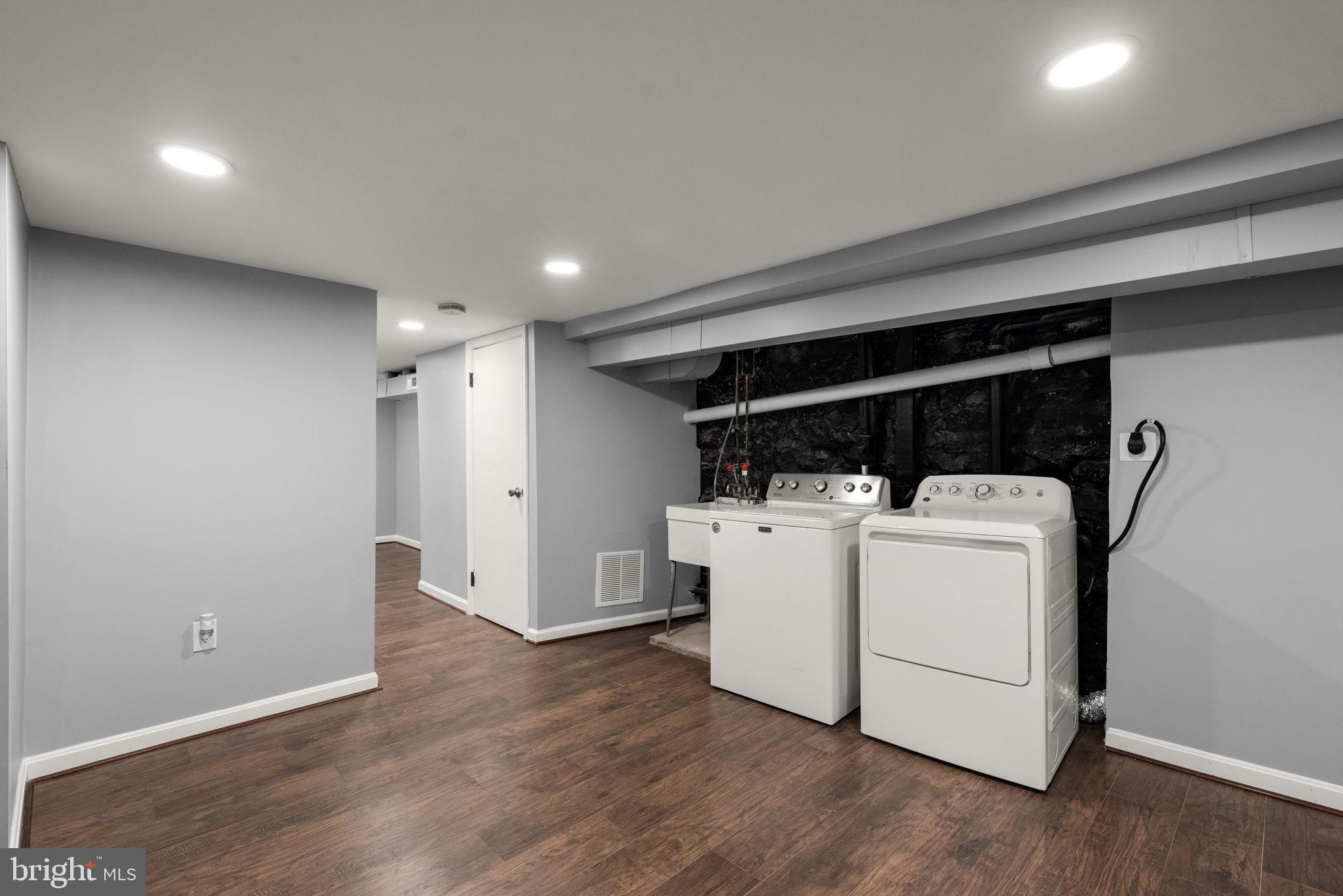 FRANKLINTOWN ROAD - Residential