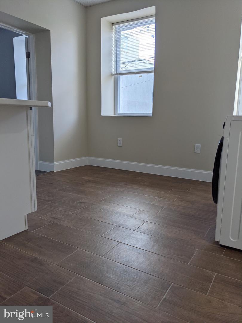 SPRING ARTS - Residential Lease