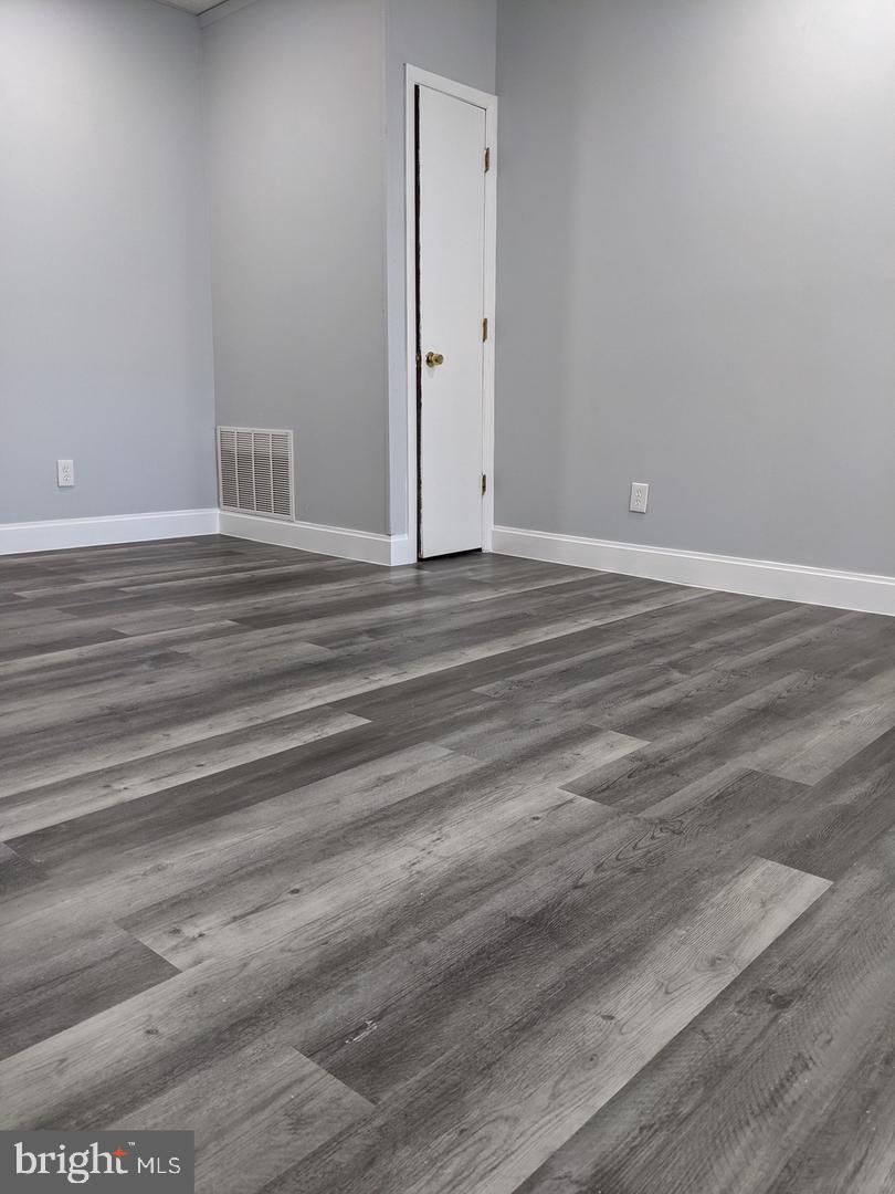 SPRING ARTS - Residential Lease