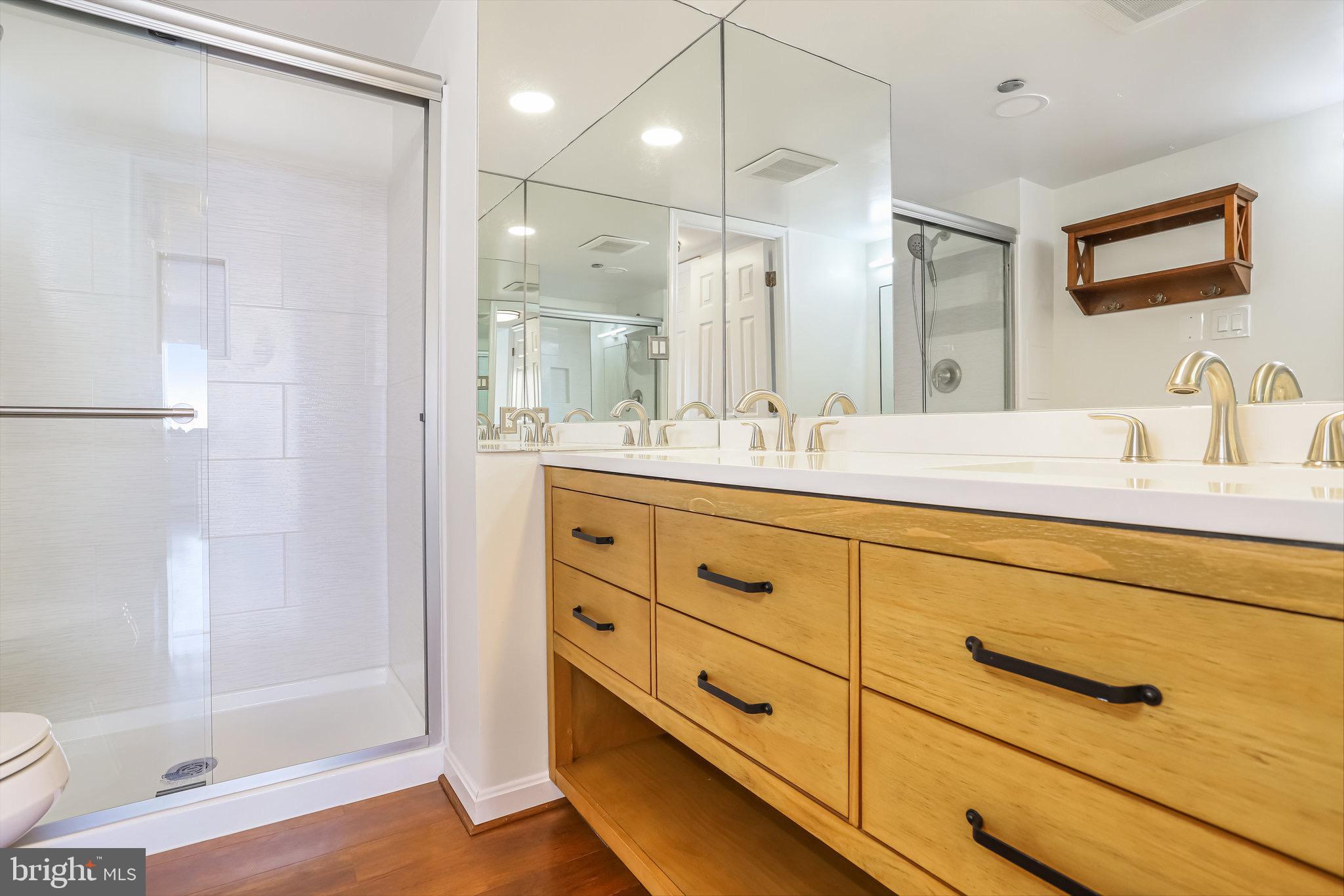 WOODBURY HEIGHTS - Residential Lease