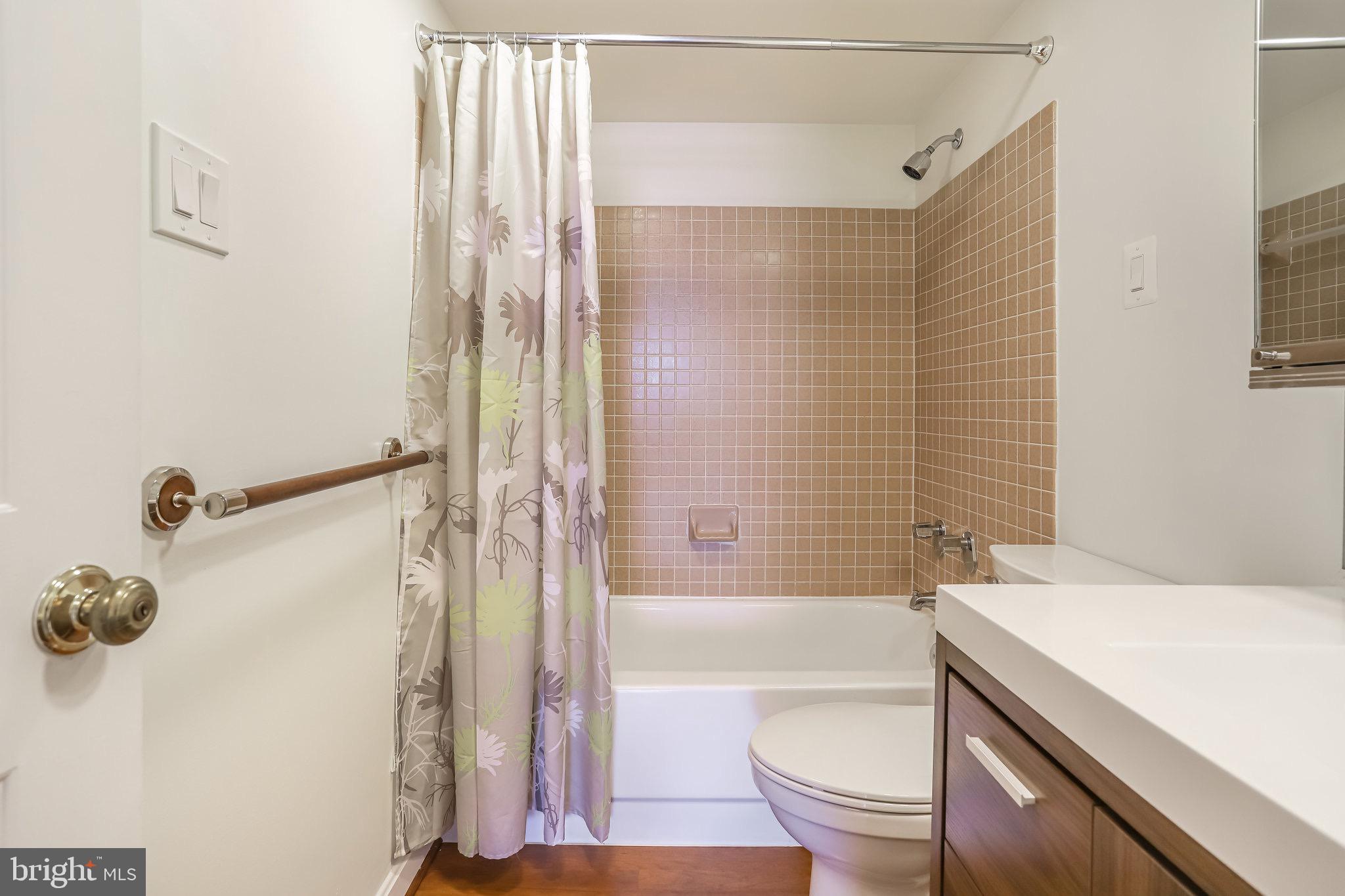 WOODBURY HEIGHTS - Residential Lease