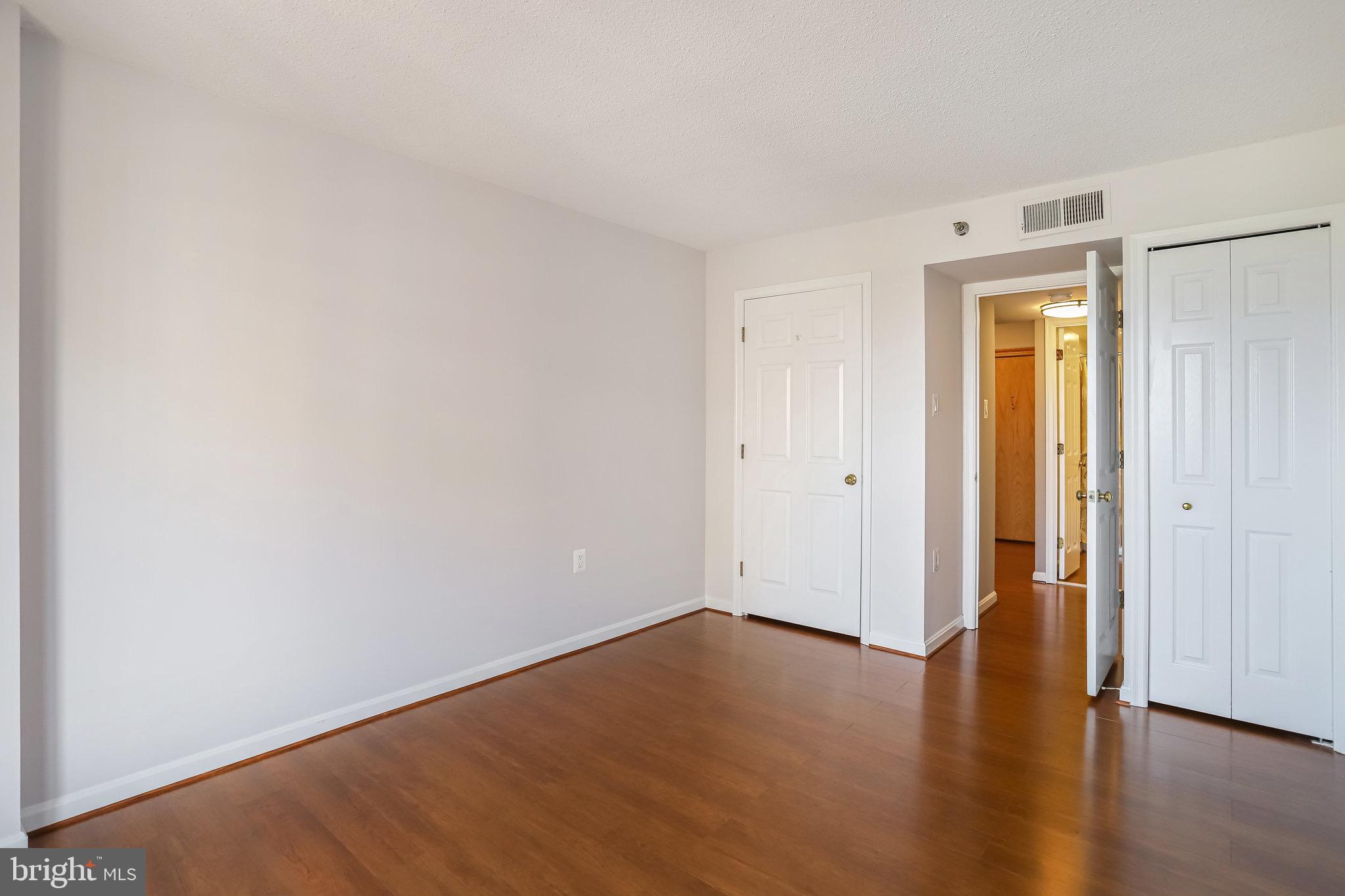 WOODBURY HEIGHTS - Residential Lease