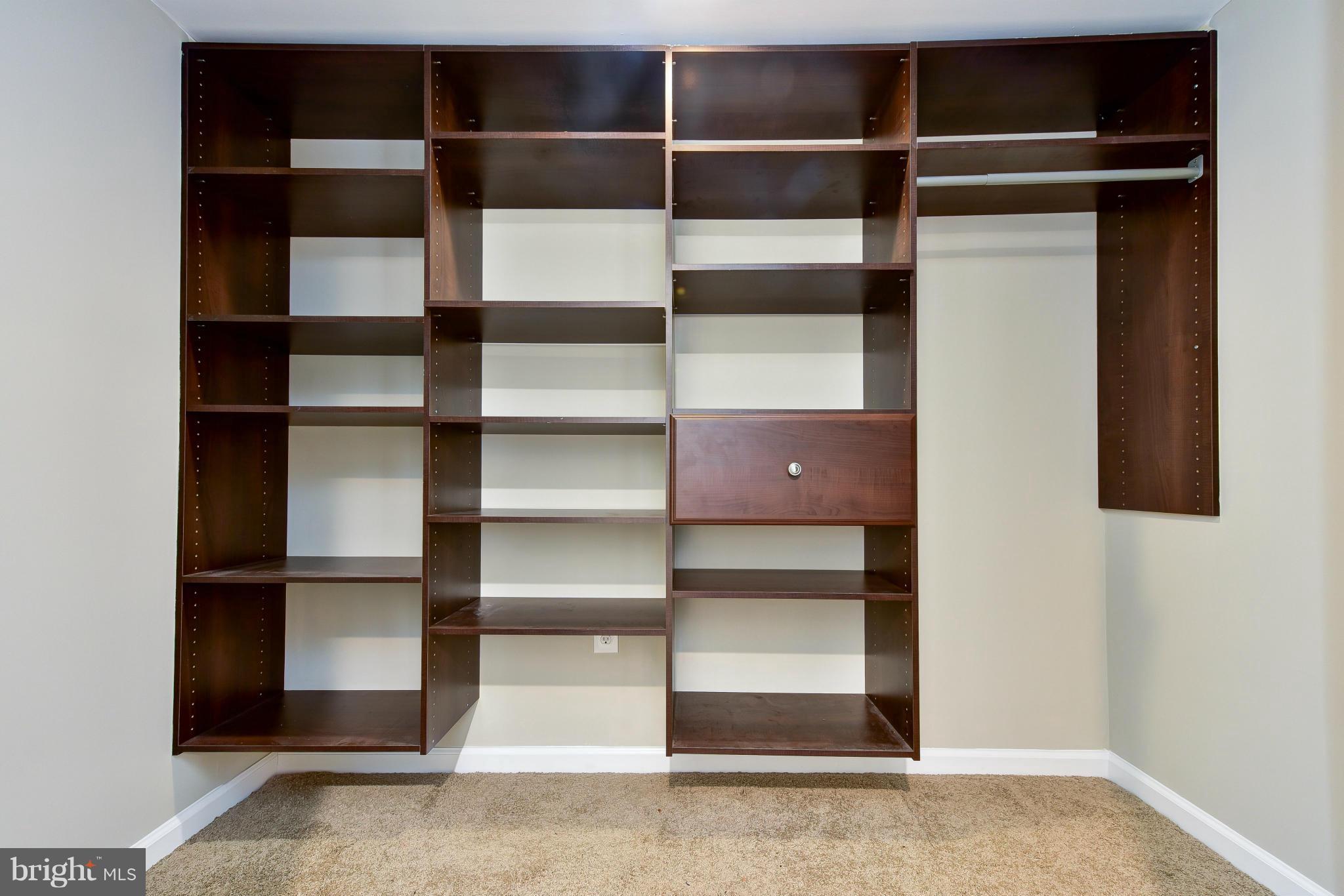 WARWICK VILLAGE - Residential