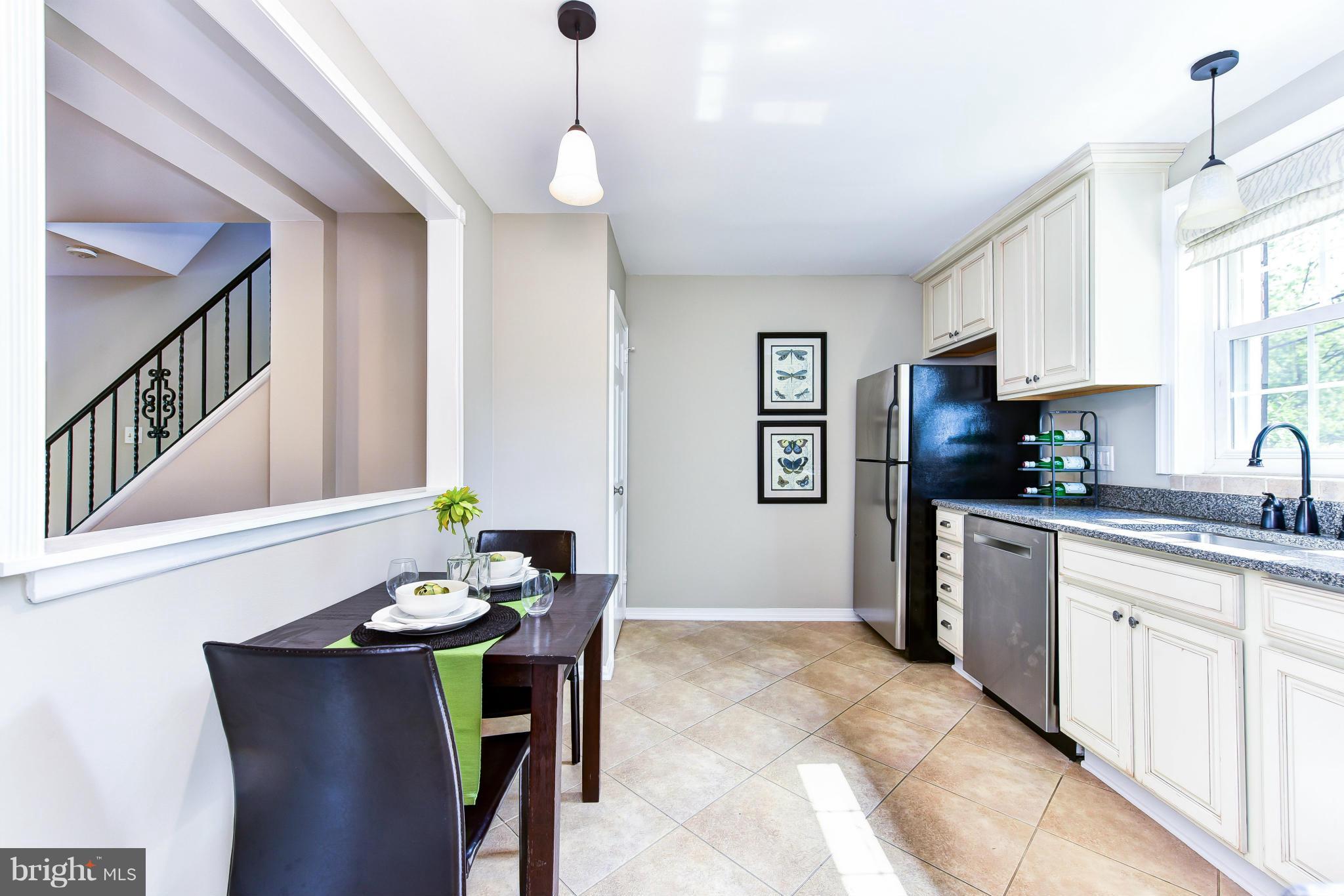 WARWICK VILLAGE - Residential