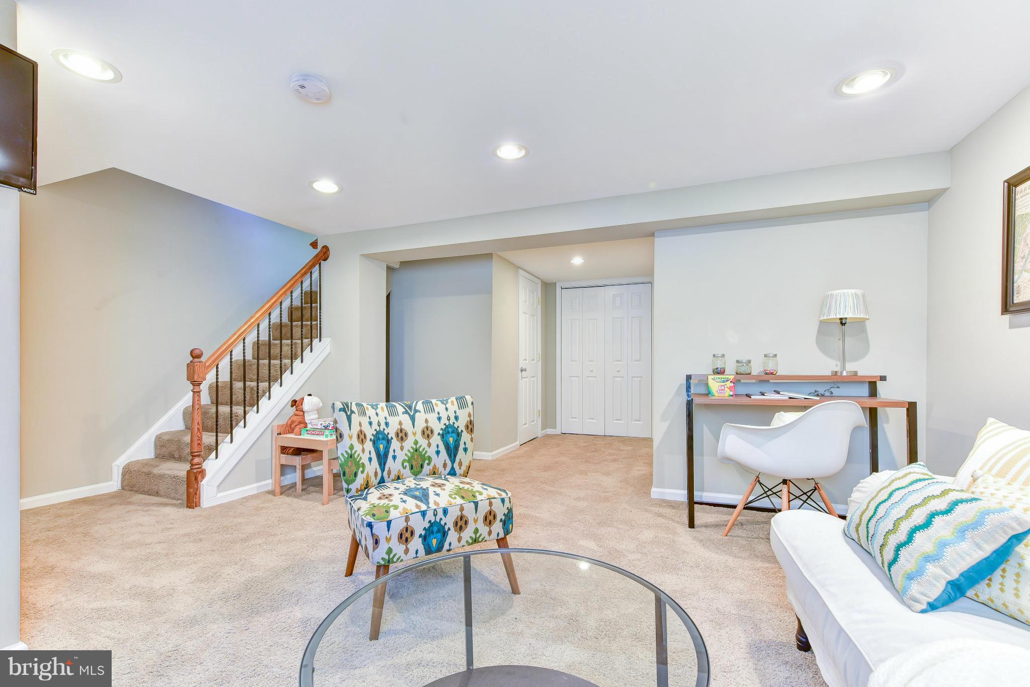 WARWICK VILLAGE - Residential