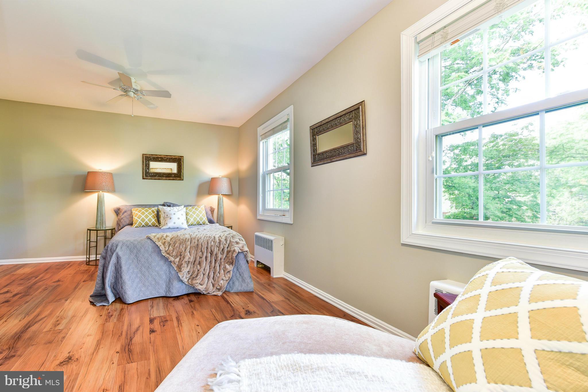 WARWICK VILLAGE - Residential