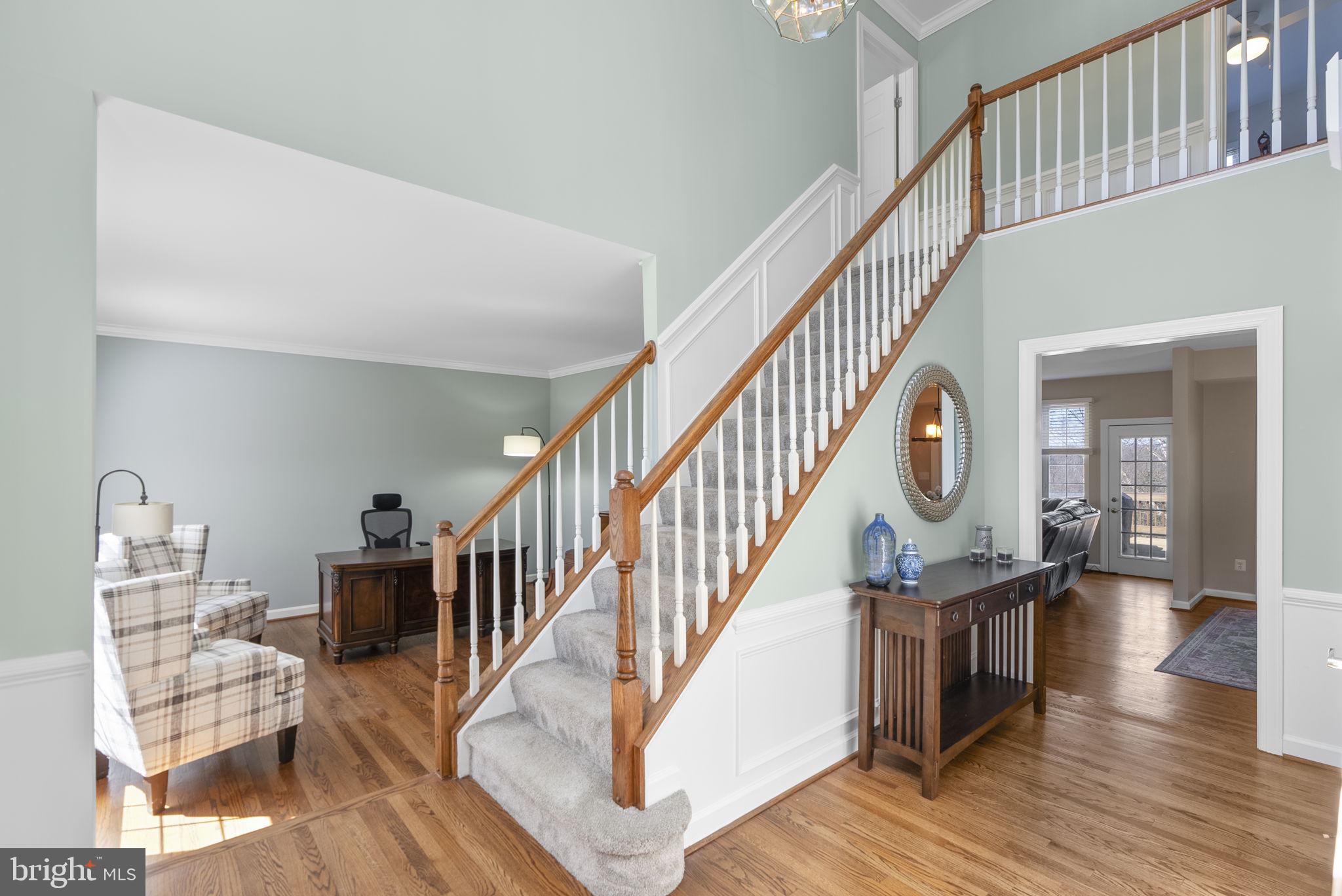 WINDSOR KNOLLS - Residential