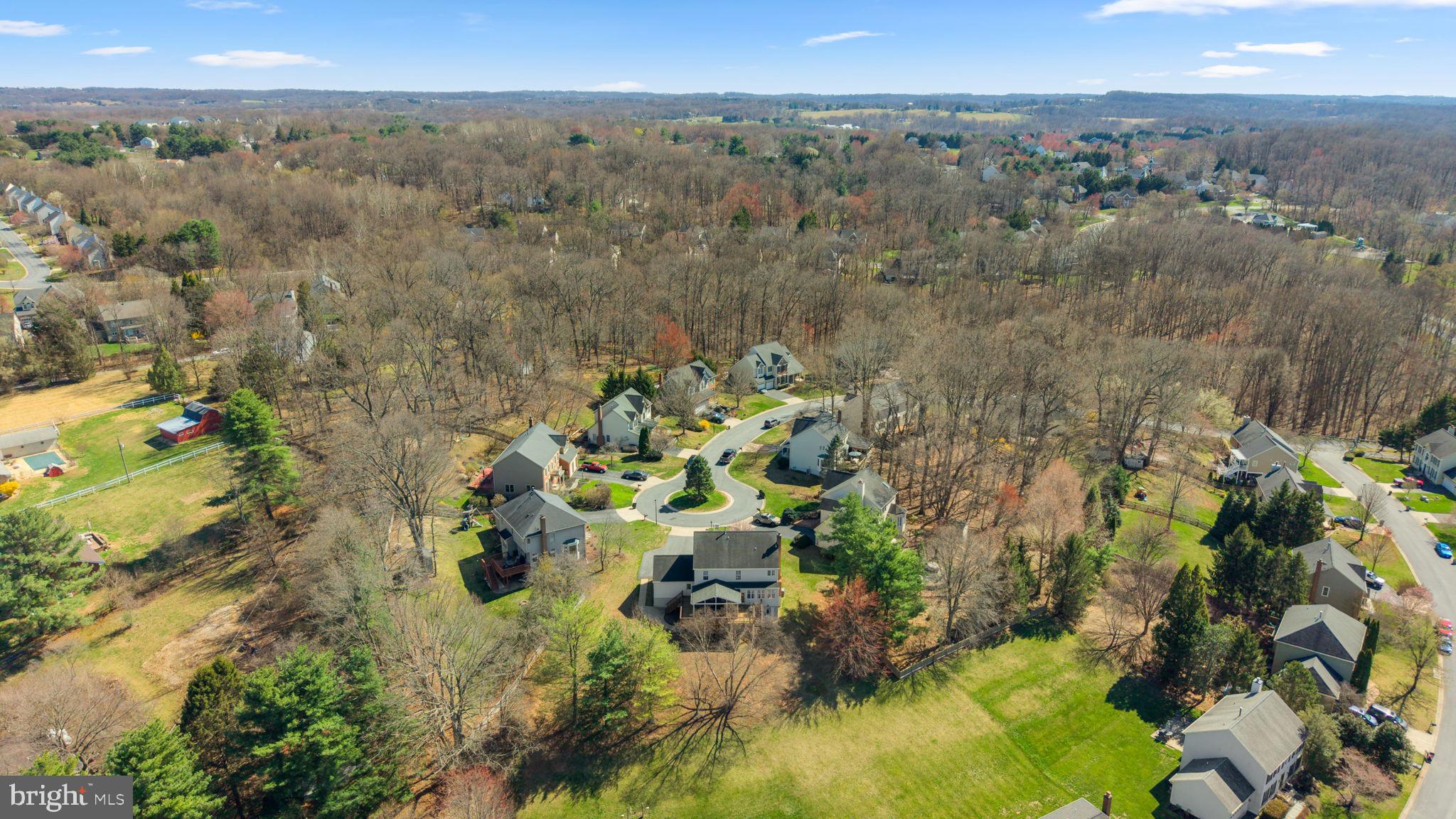 WINDSOR KNOLLS - Residential