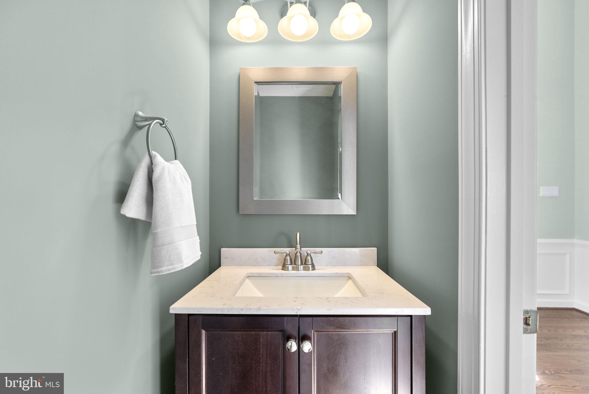 WINDSOR KNOLLS - Residential