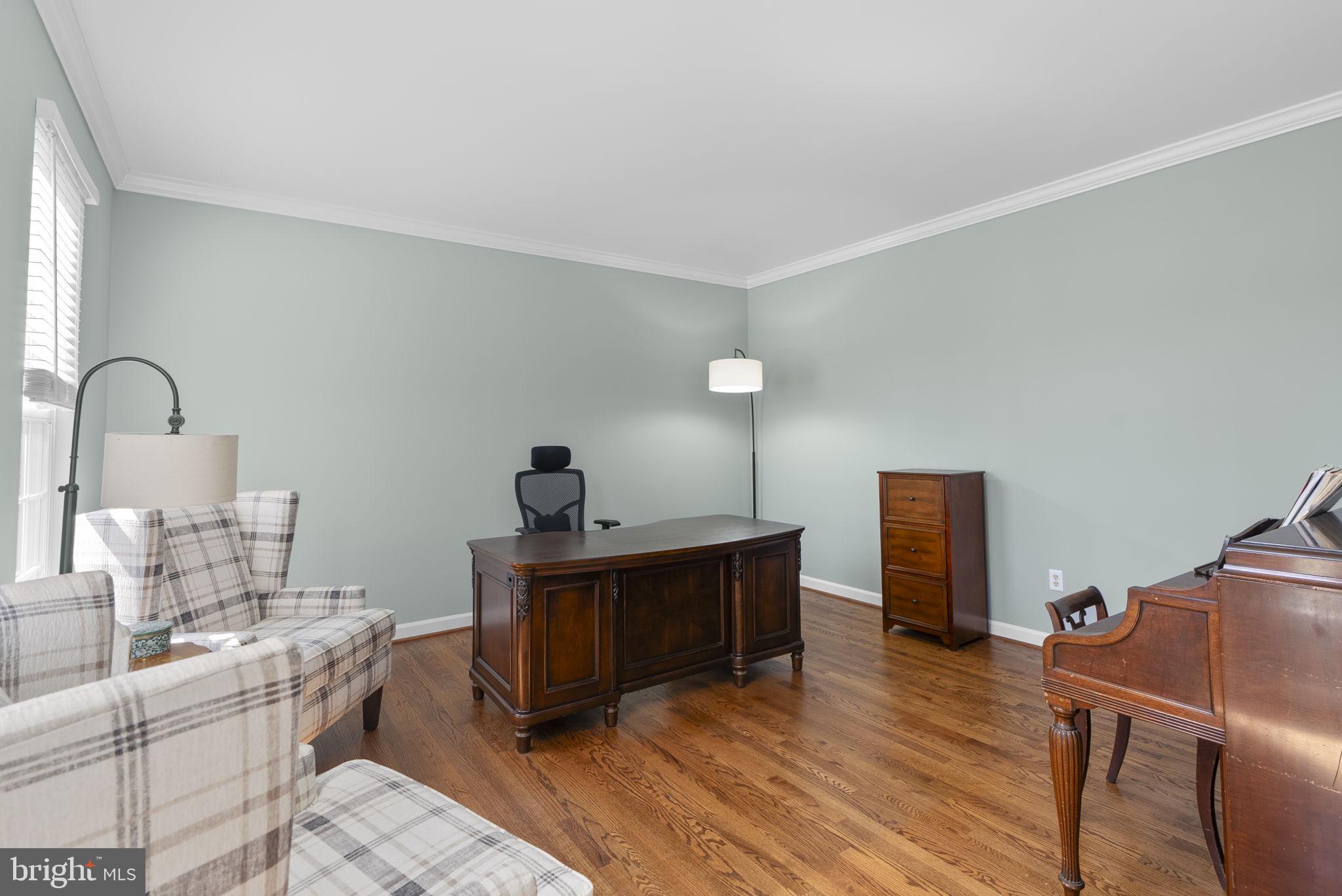 WINDSOR KNOLLS - Residential