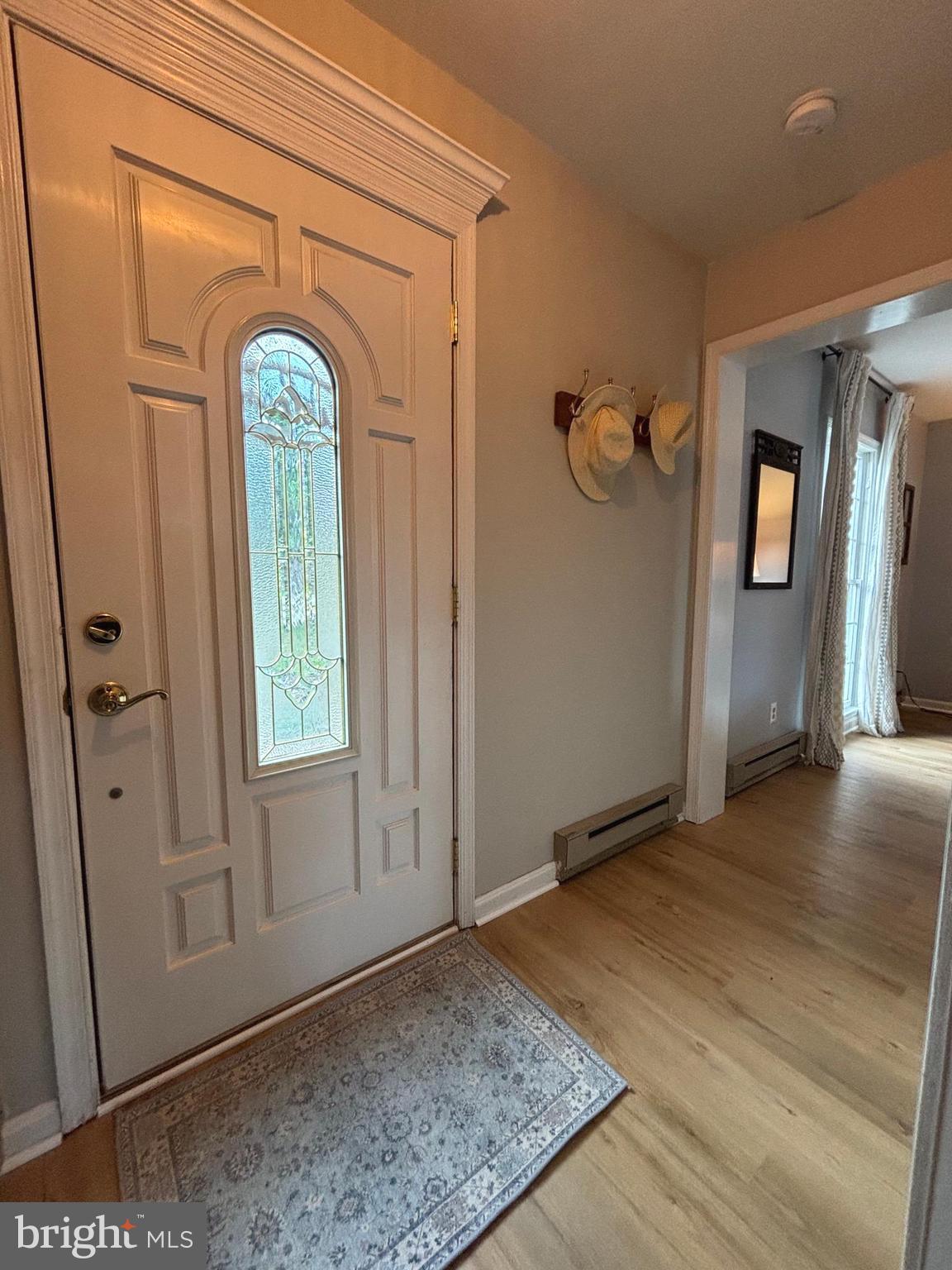 CHAPLINE'S CHOICE - Residential