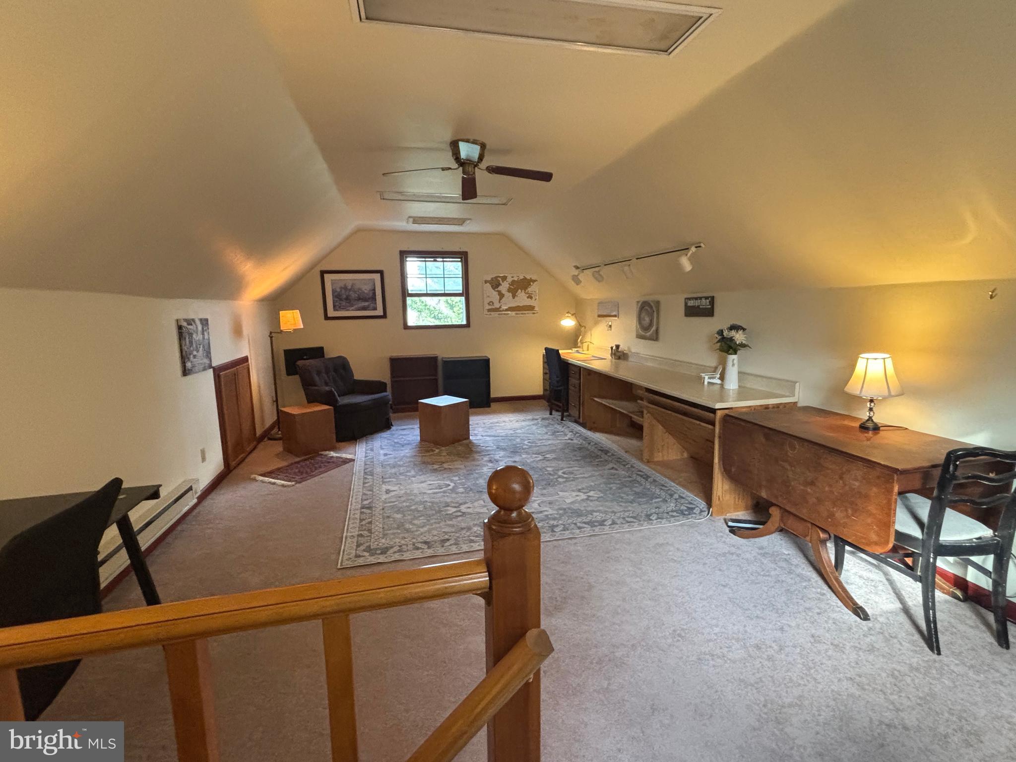 CHAPLINE'S CHOICE - Residential