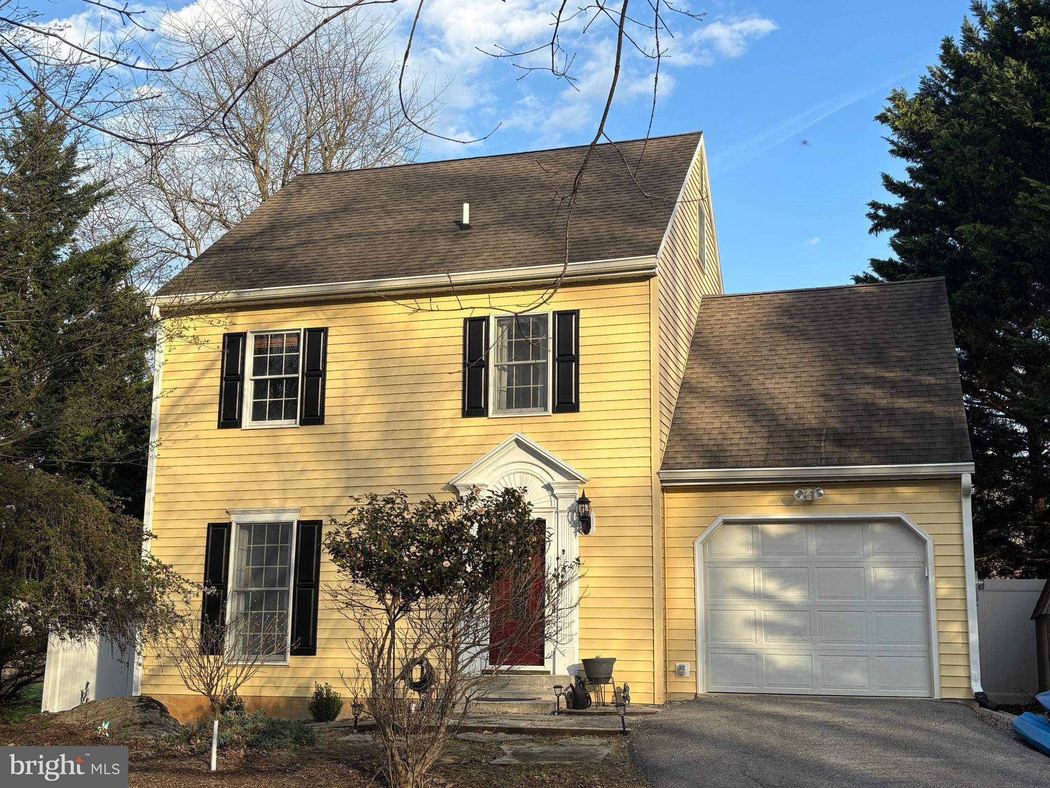 CHAPLINE'S CHOICE - Residential