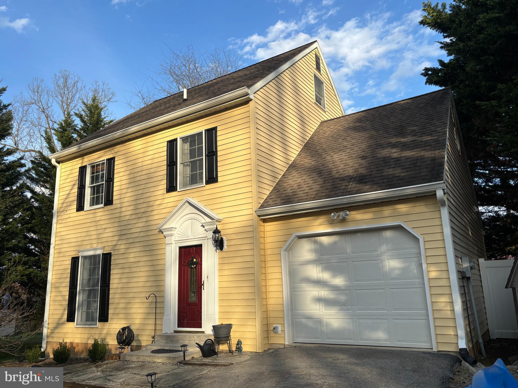 CHAPLINE'S CHOICE - Residential