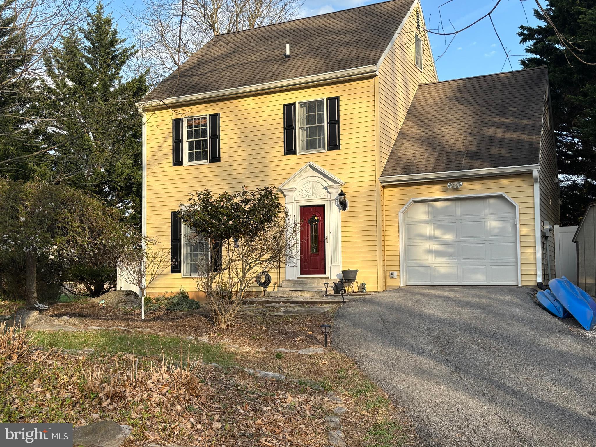 CHAPLINE'S CHOICE - Residential