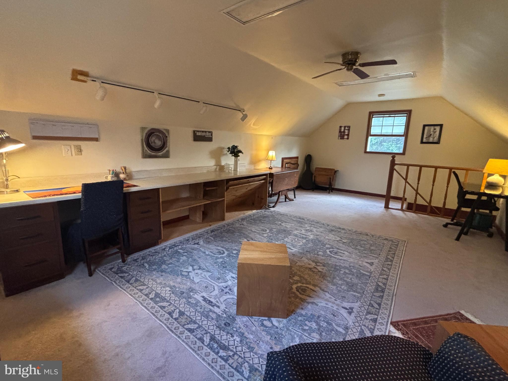 CHAPLINE'S CHOICE - Residential