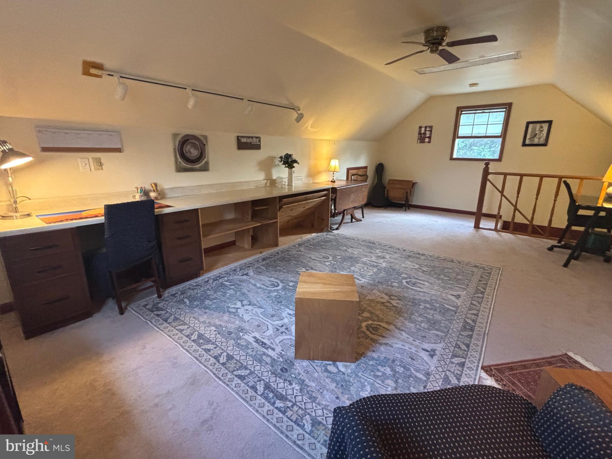 CHAPLINE'S CHOICE - Residential